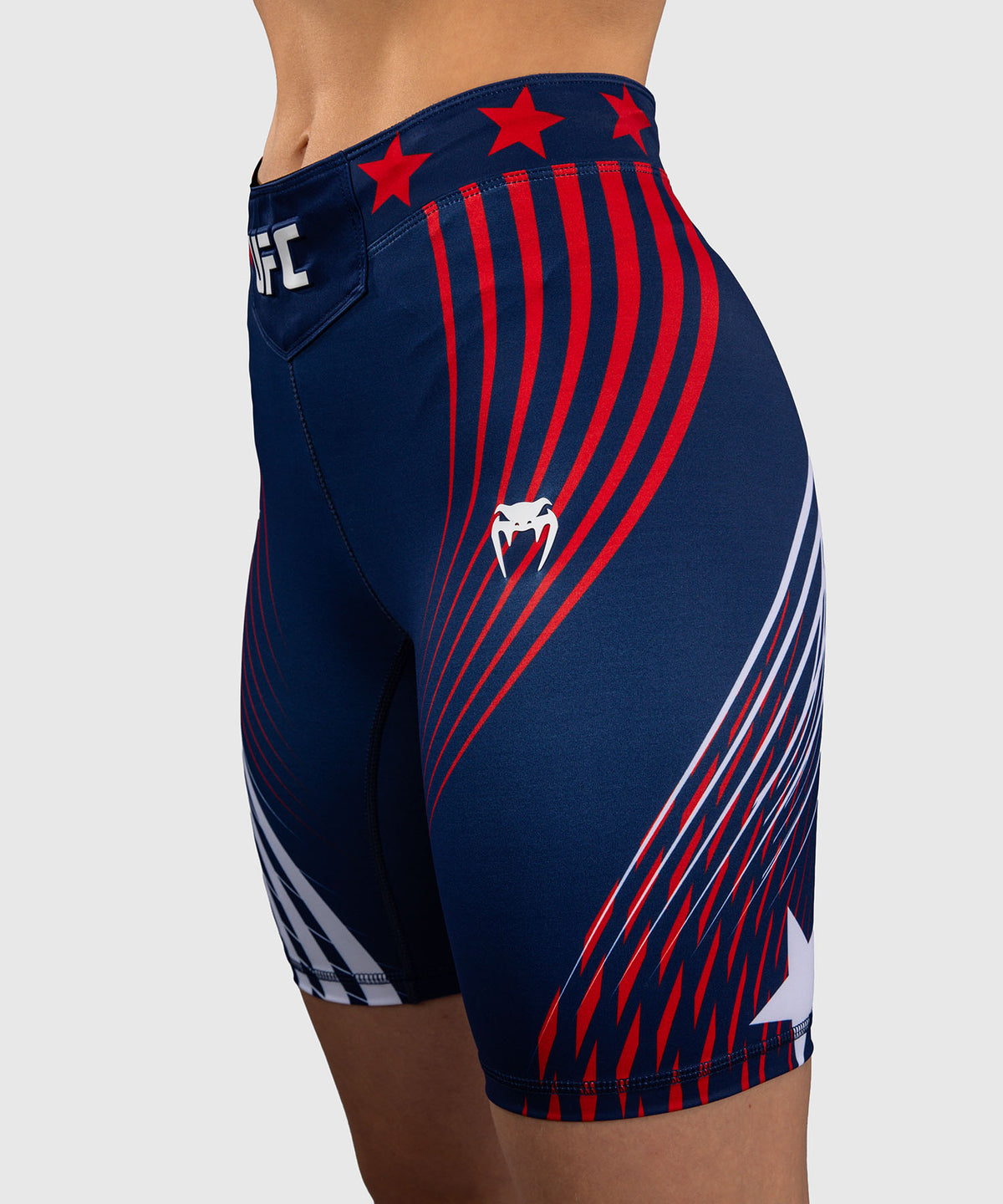 Official UFC Freedom 250 by Venum Authentic Vale Tudo Shorts im Long Fit für Damen - Blau