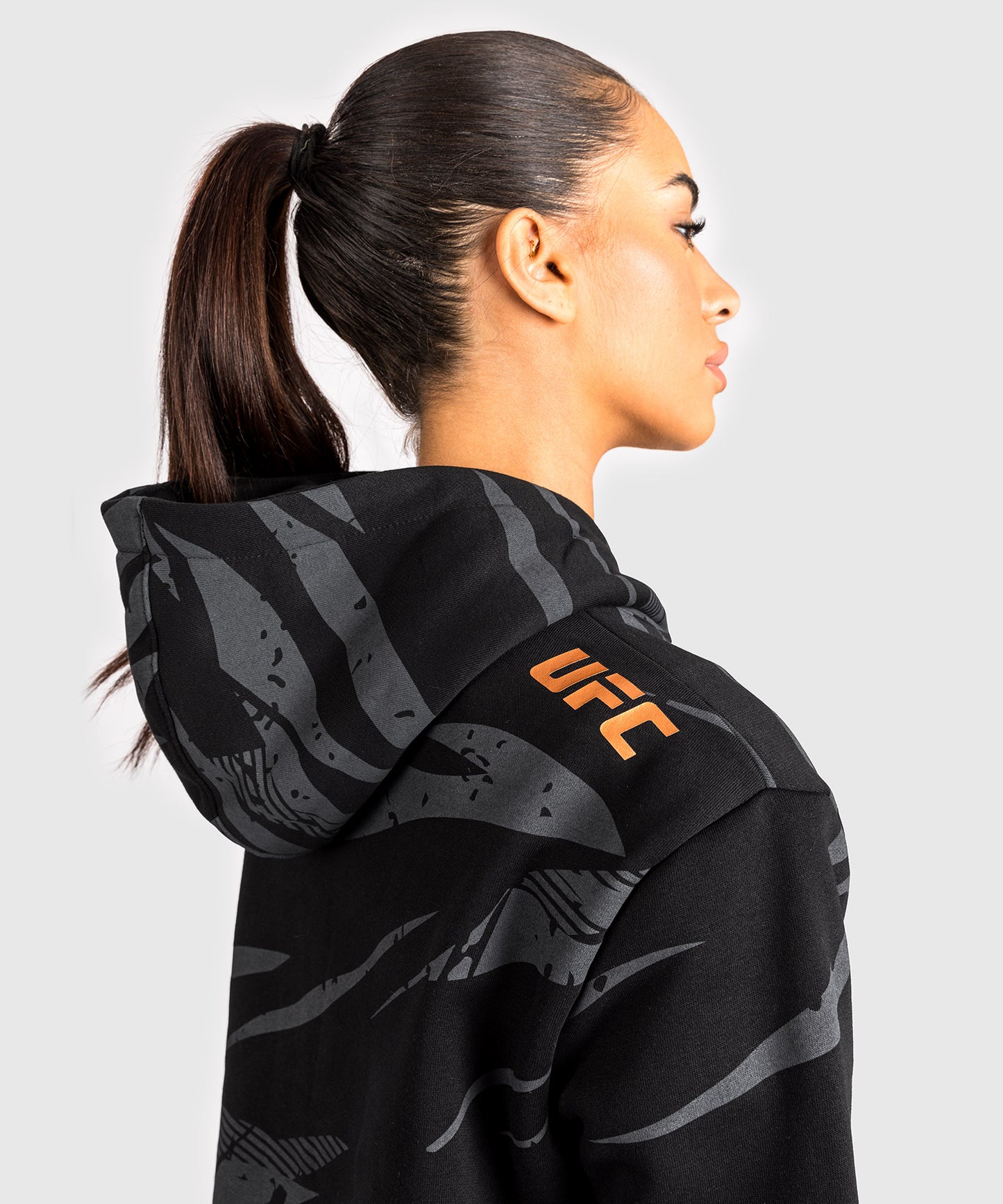 UFC Adrenaline by Venum Fight Week Felpa Con Cappuccio per Donna - Urban Camo
