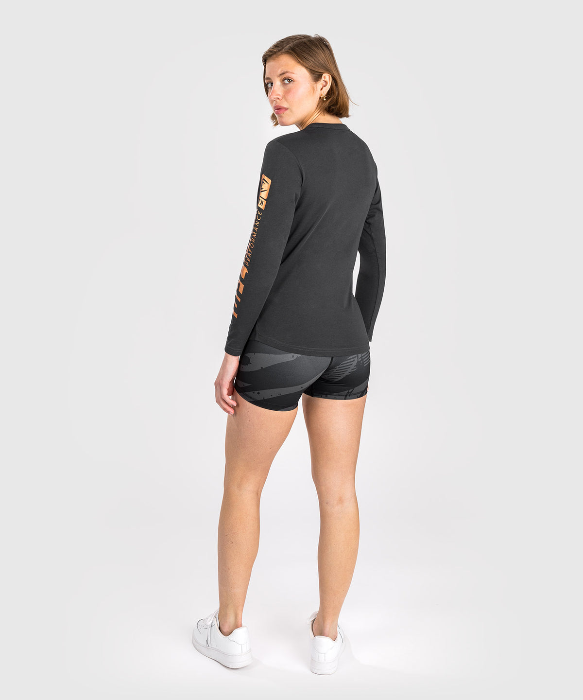 T-Shirt en Coton À Manches Longues pour Femmes UFC Adrenaline by Venum Fight Week - Gris Anthracite
