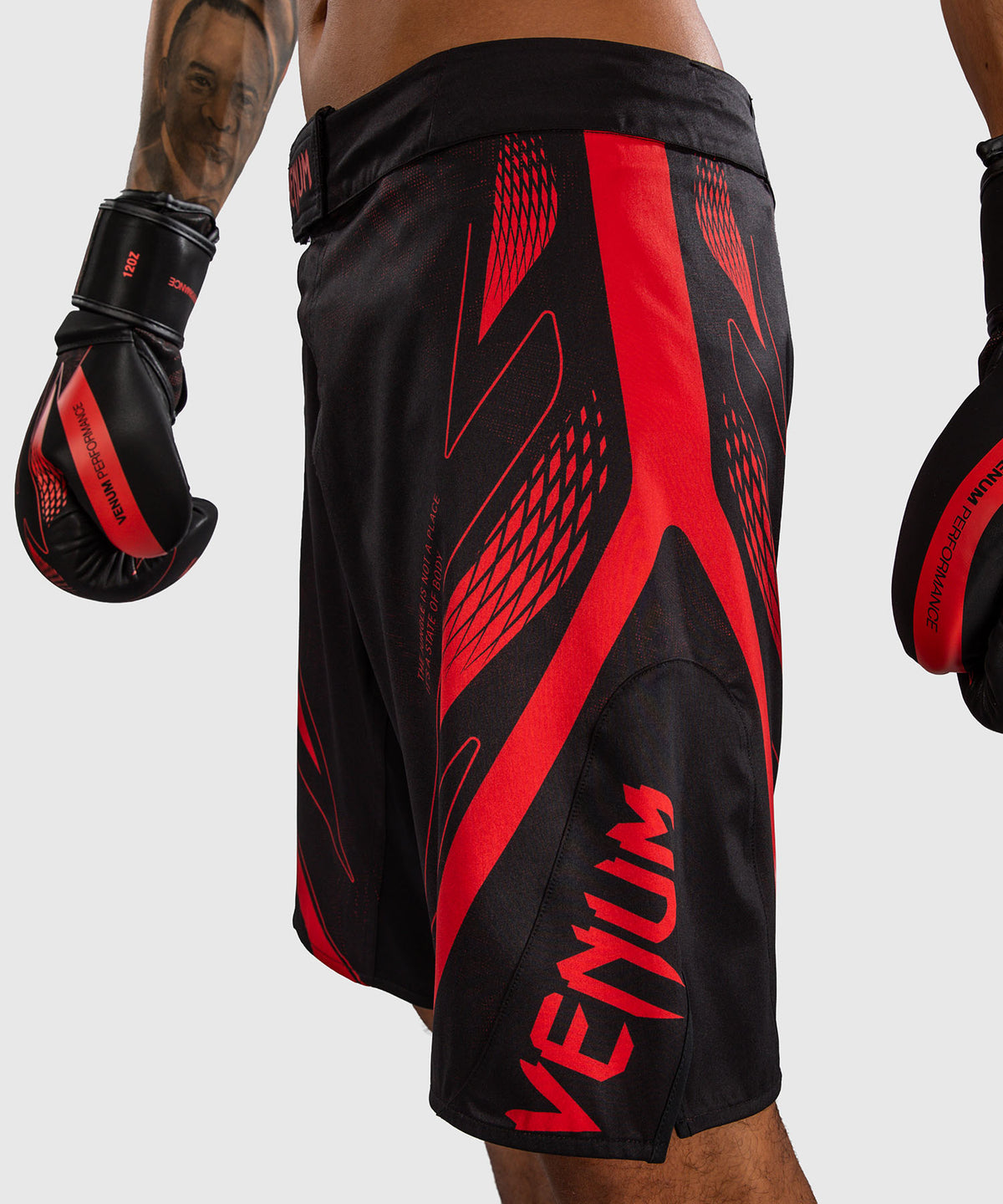 Venum Amazonia Reborn MMA-Shorts - Schwarz/Rot