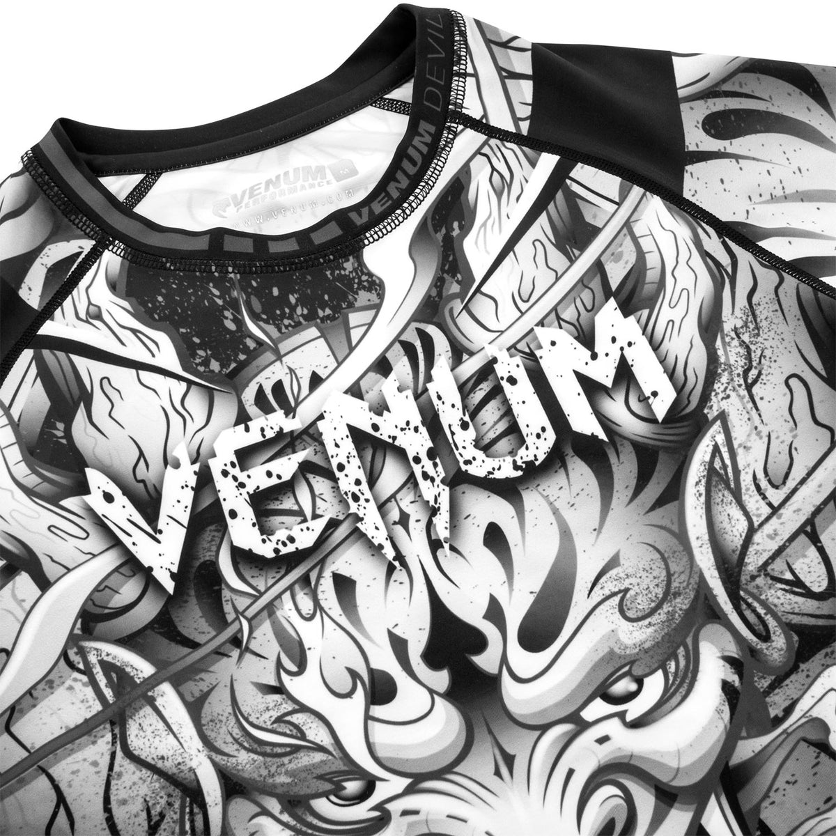 Venum Devil Rashguard - Long Sleeve - White/Black