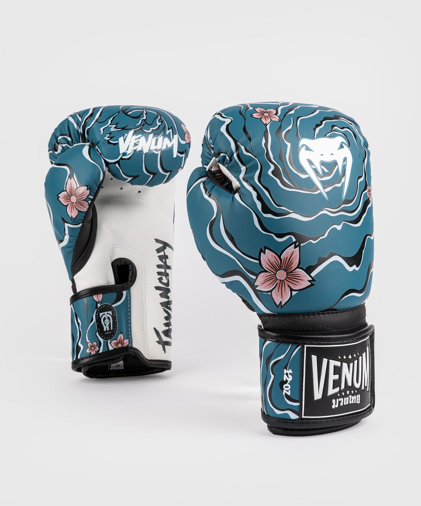 Venum X Tawanchay Boxhandschuhe – Blau/Weiß