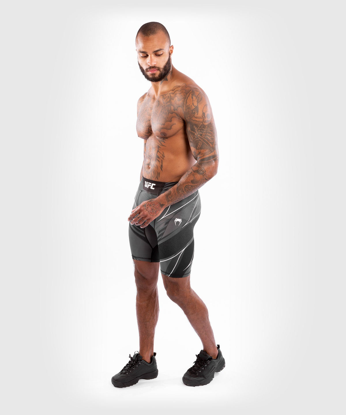 UFC Herren Kompressionsshorts Venum Authentic Fight Night - Long Cut - Schwarz