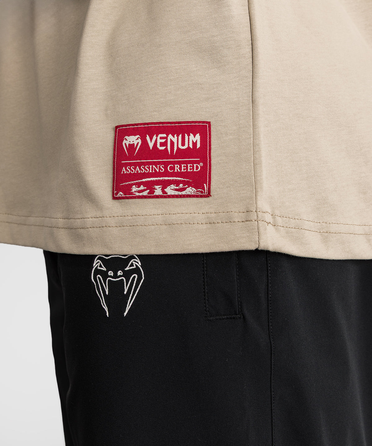 T-shirt Venum x Assassin’s Creed Shadows - Sable