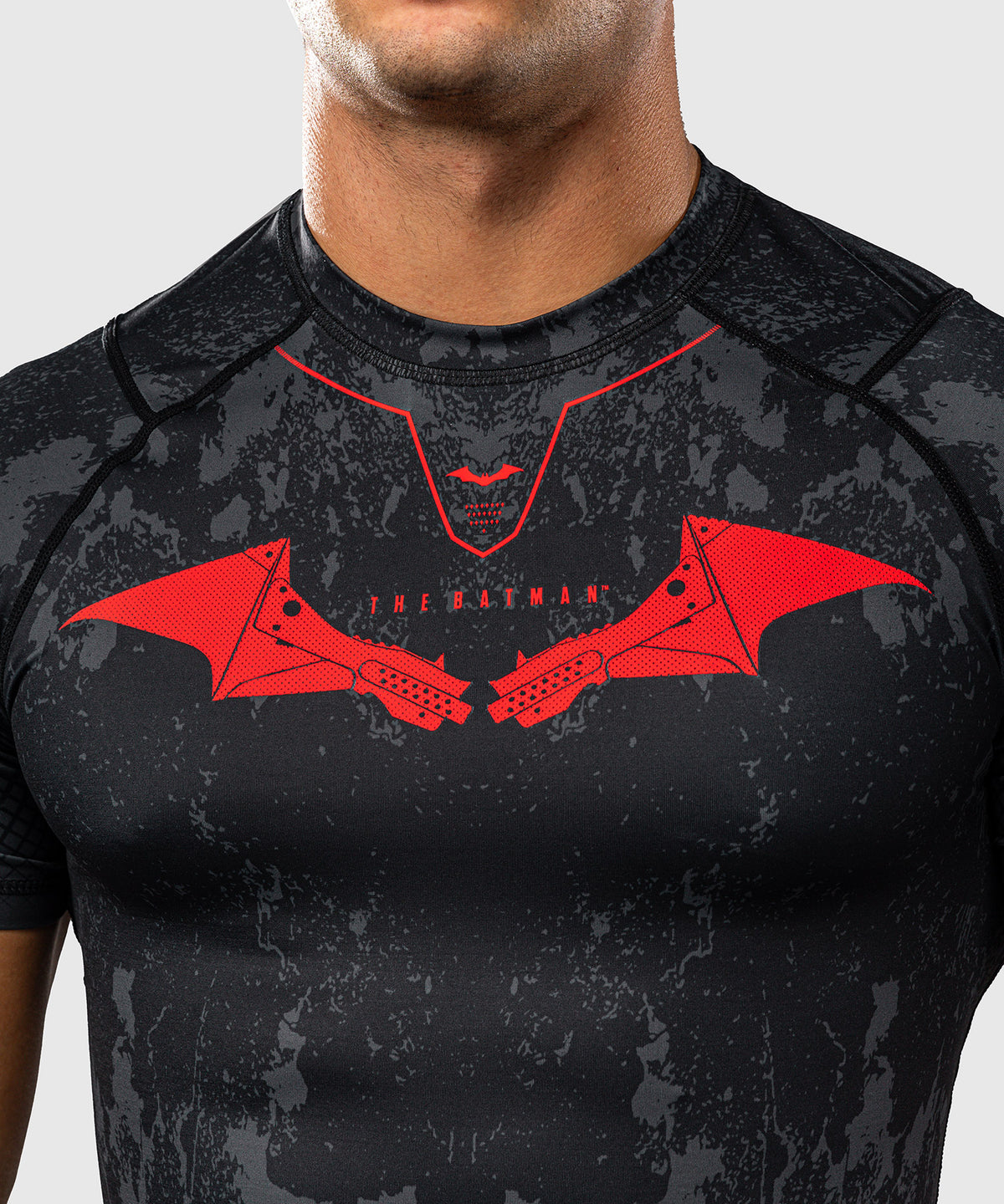Venum x Batman Kurzarm-Rashguard - Schwarz/Grau/Rot