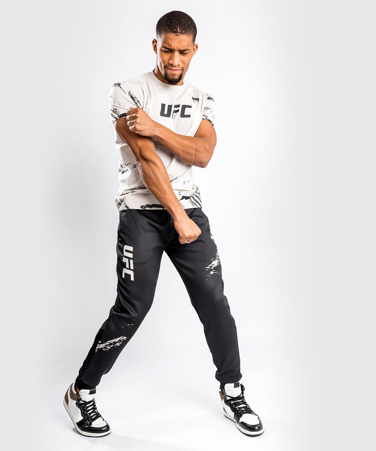 Venum Authentic Fight Week 2.0 UFC Jogginghose - Schwarz/Sand