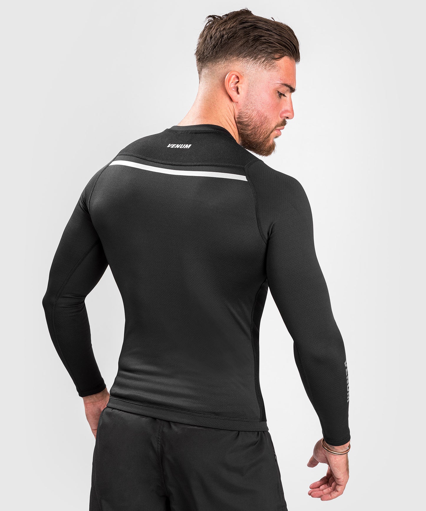 Rashguard Venum Jaws 2.0 - Manches Longues - Noir