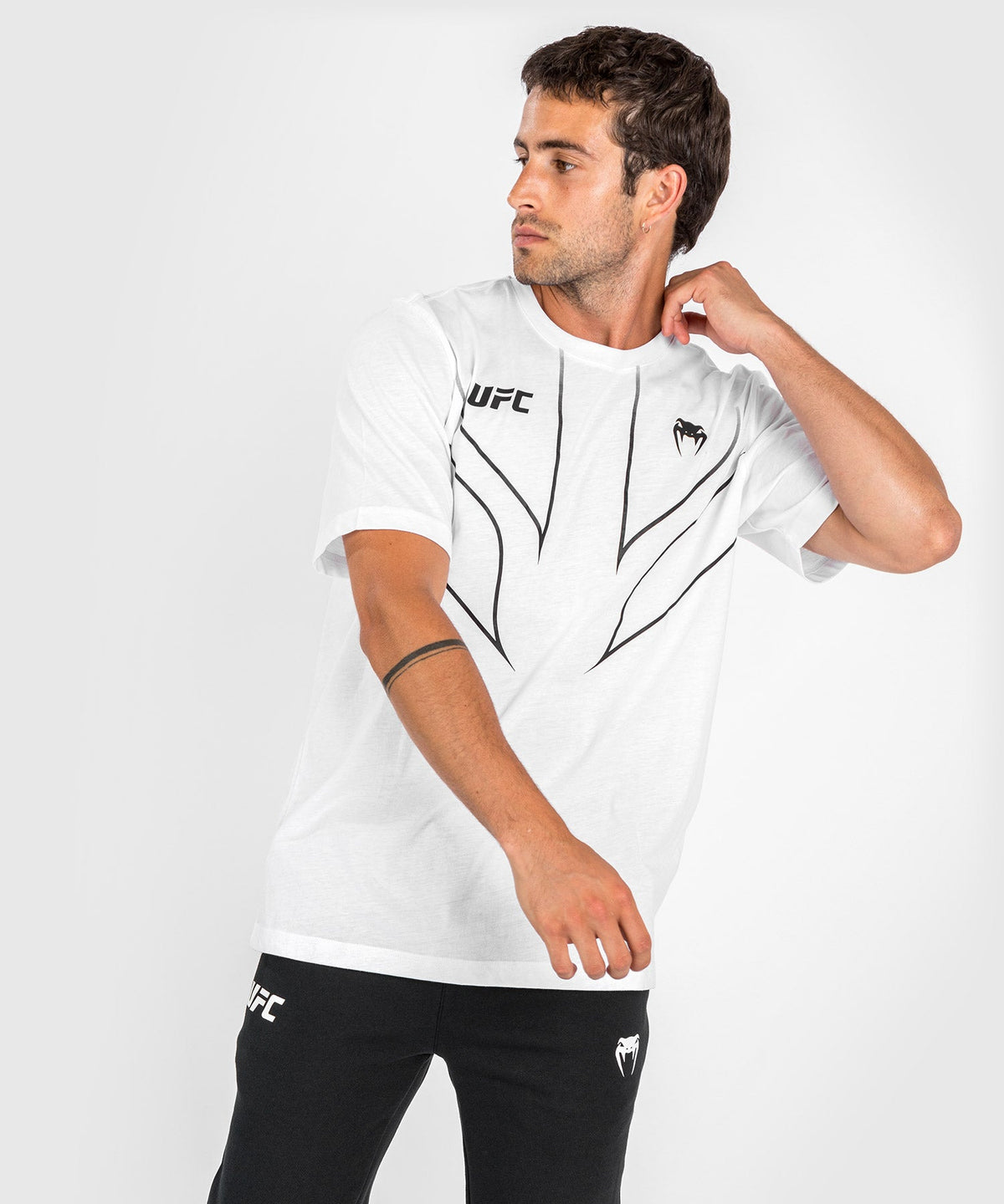 Venum Fight Night 2.0 Replica UFC Männer T-Shirt - Weiß