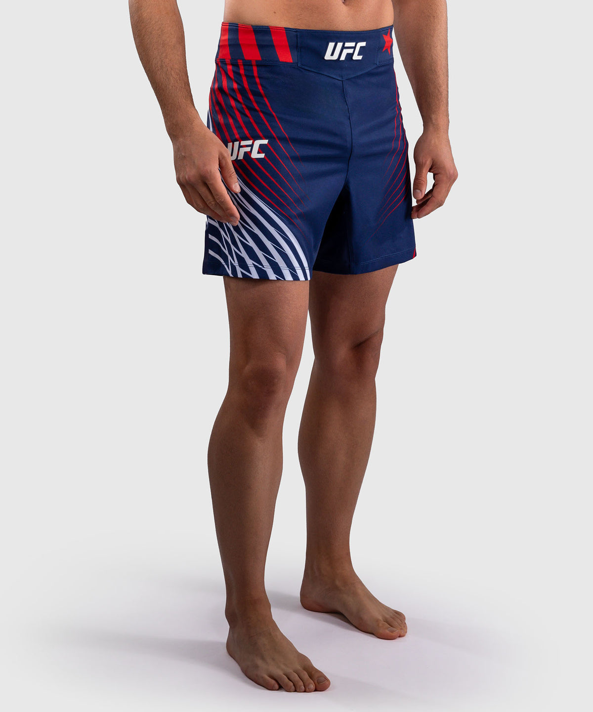 Official UFC Freedom 250 by Venum Authentic Fight Night Fight Shorts im Short Fit für Herren - Blau