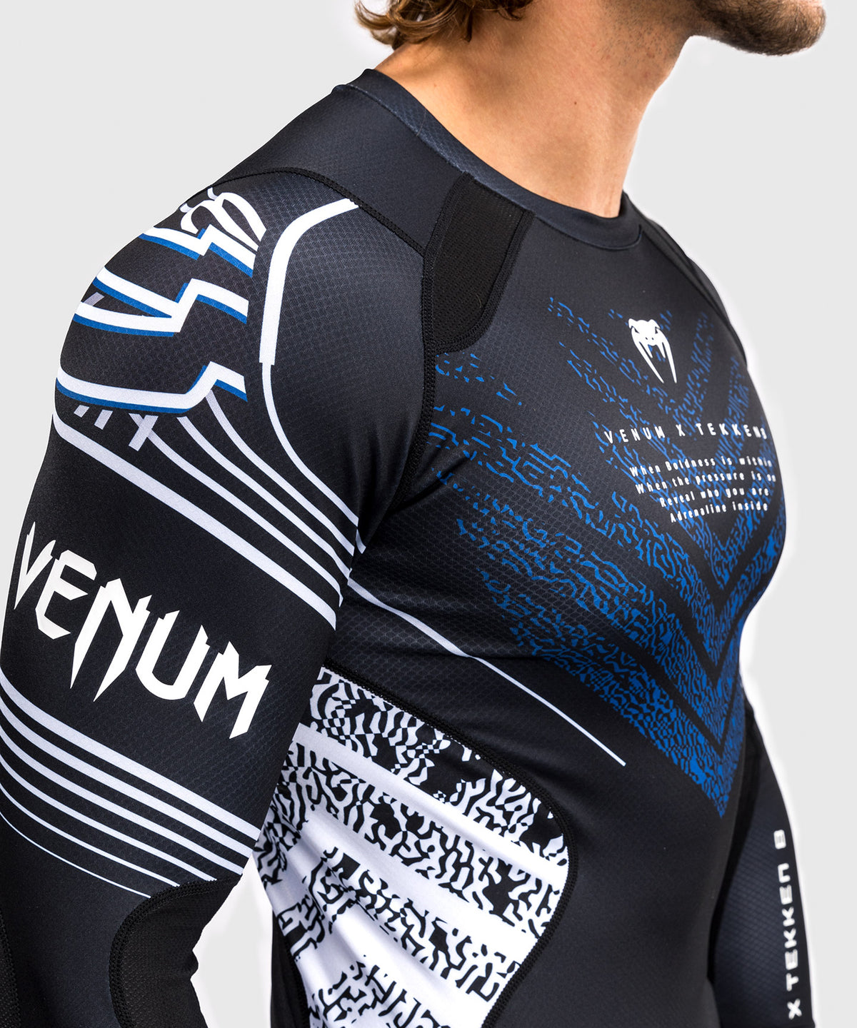 Rashguard Venum x TEKKEN 8 - Jin Kazama - Bleu/Noir/Blanc