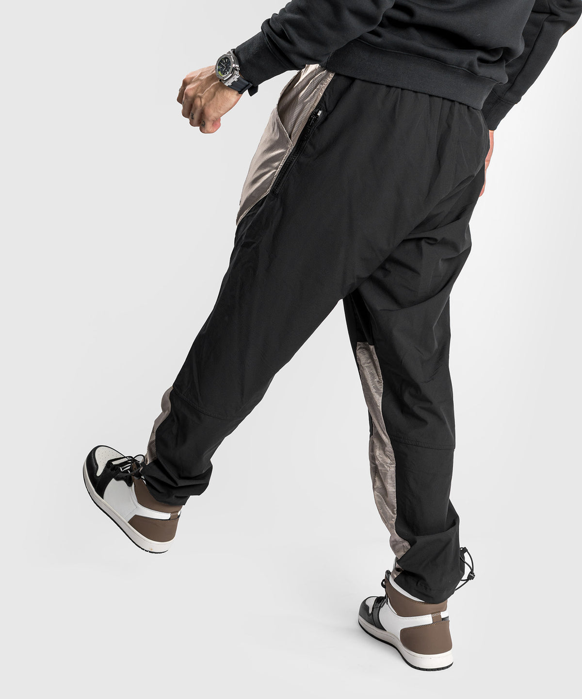 Laser XT Jogger - Oversize - Schwarz/Sand