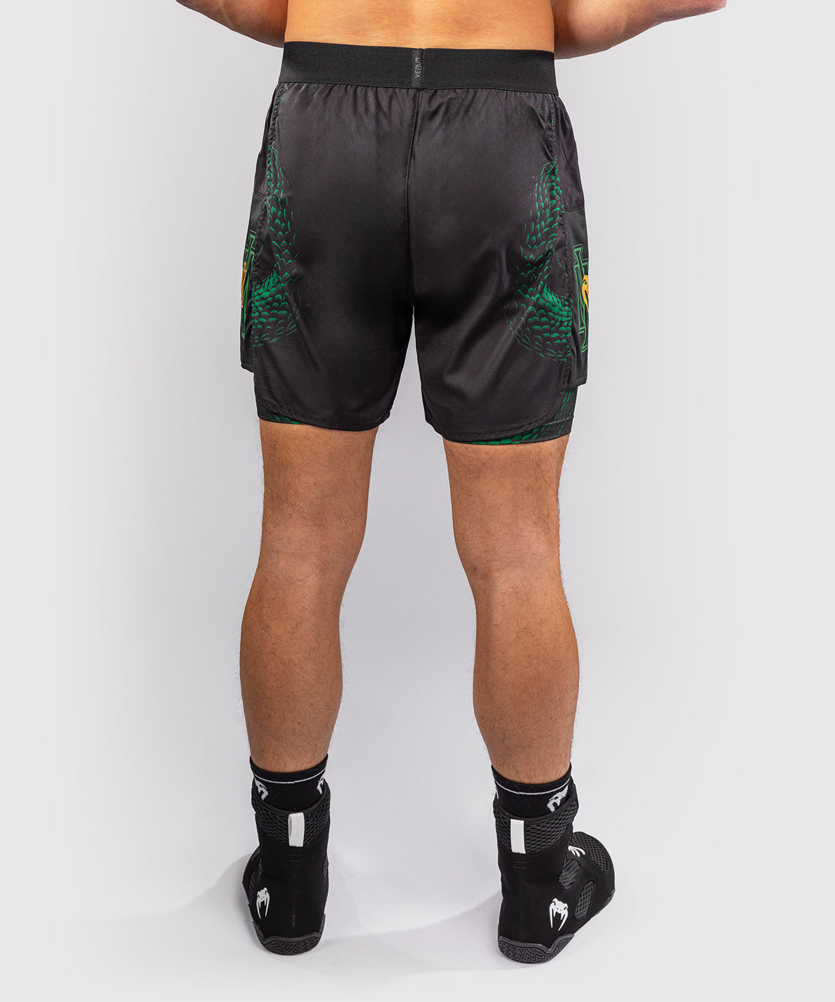 Venum Matupa Short de Entrenamiento - Negro/Verde/Oro