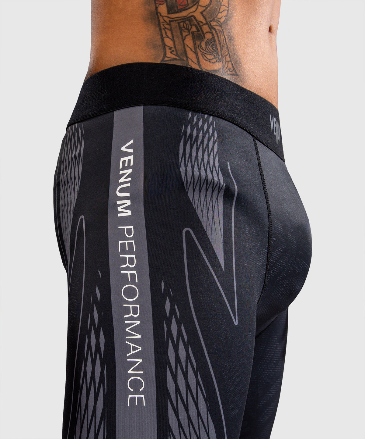 Venum Amazonia Reborn Kompressionsshorts - Schwarz/Grau