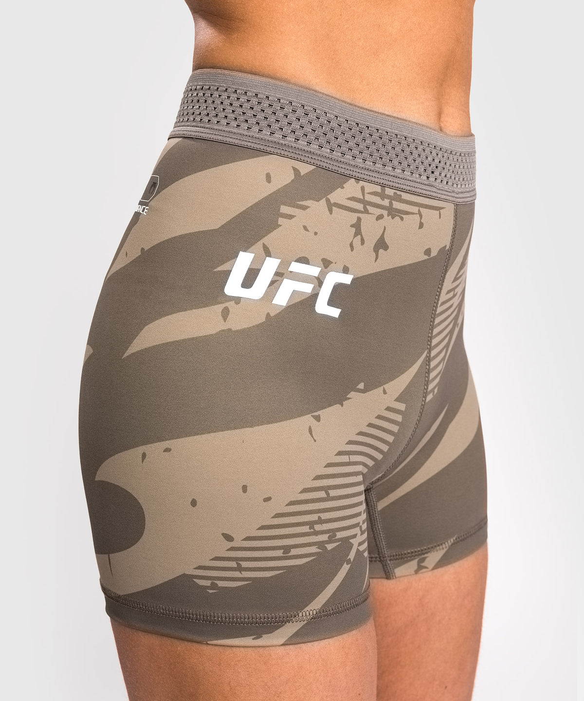 UFC Adrenaline by Venum Fight Week Short de Vale Tudo per Donna - Desert Camo