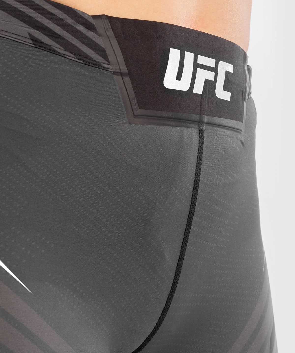 Short de compression pour Femmes UFC Venum Authentic Fight Night - Coupe Longue - Noir