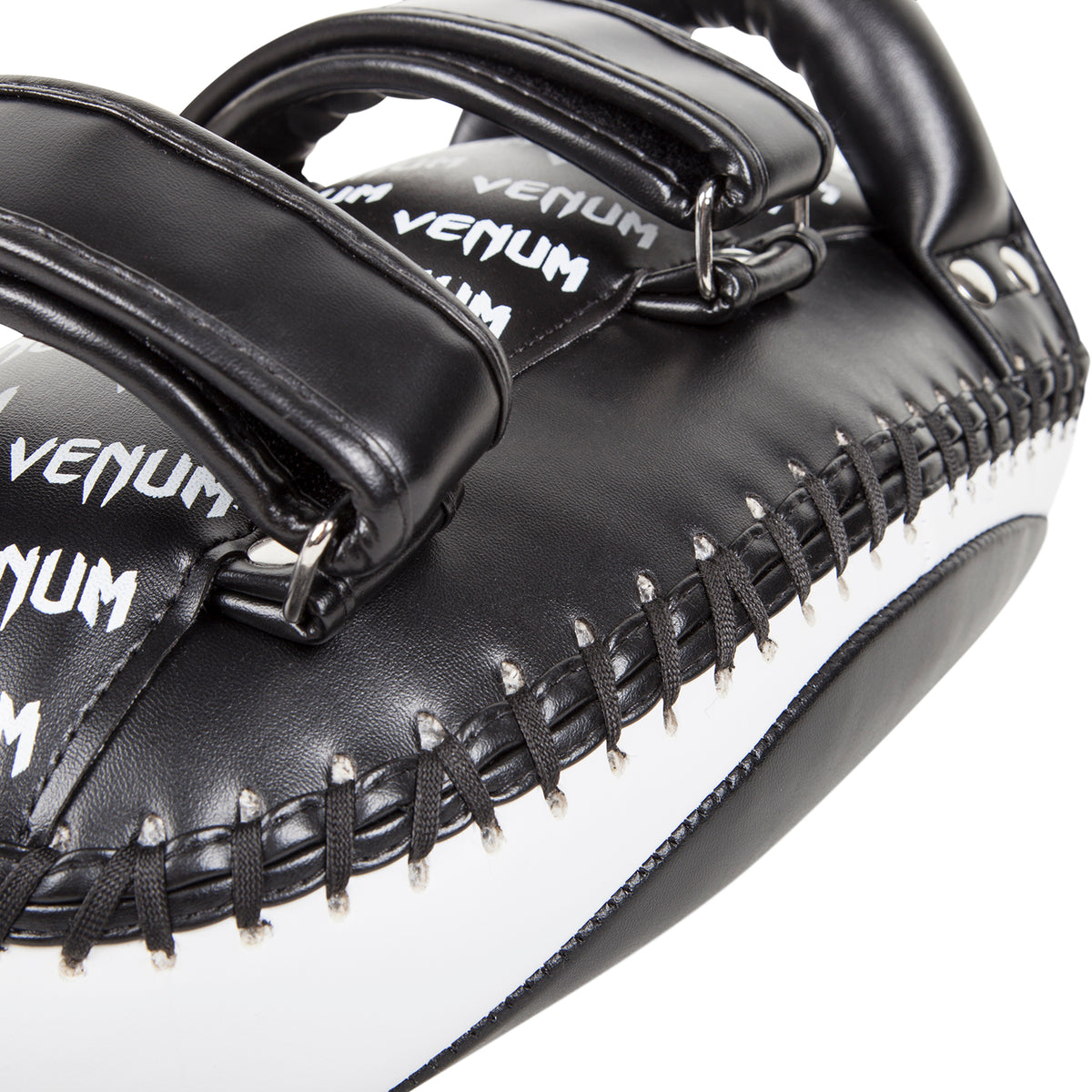 Paos de Kick Venum Light – Cuir Skintex – Noir/Blanc glacé (Paire)
