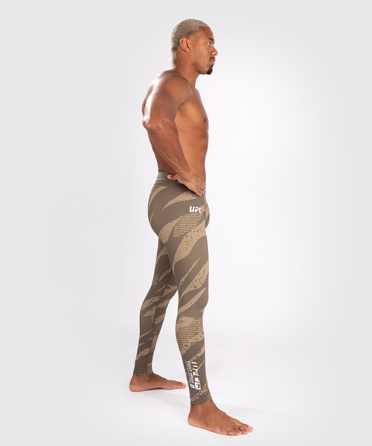 UFC Adrenaline by Venum Fight Week performance Pantaloni A Compressione - Desert Camo