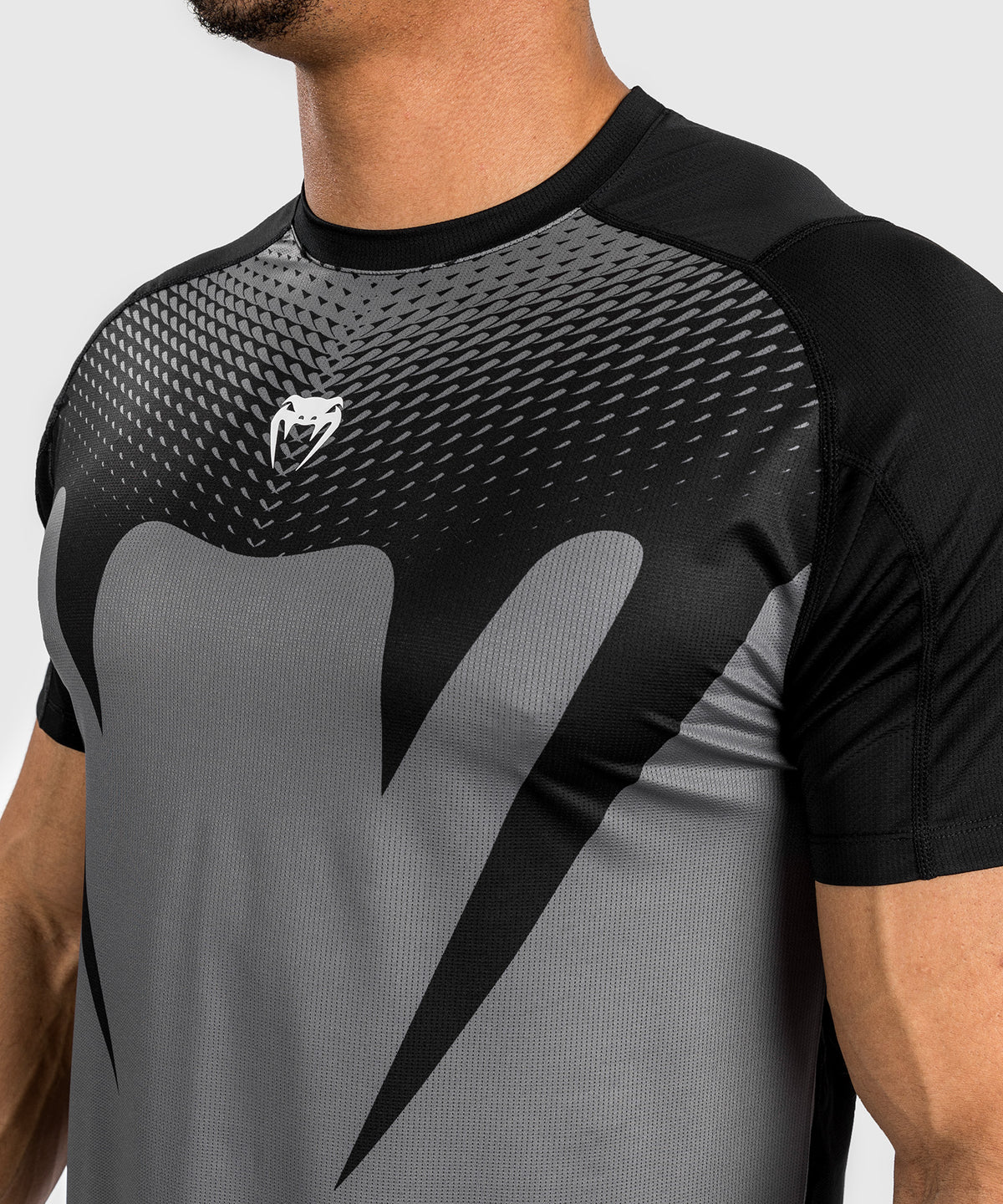 Camiseta Dry-Tech Venum Attack - Negro