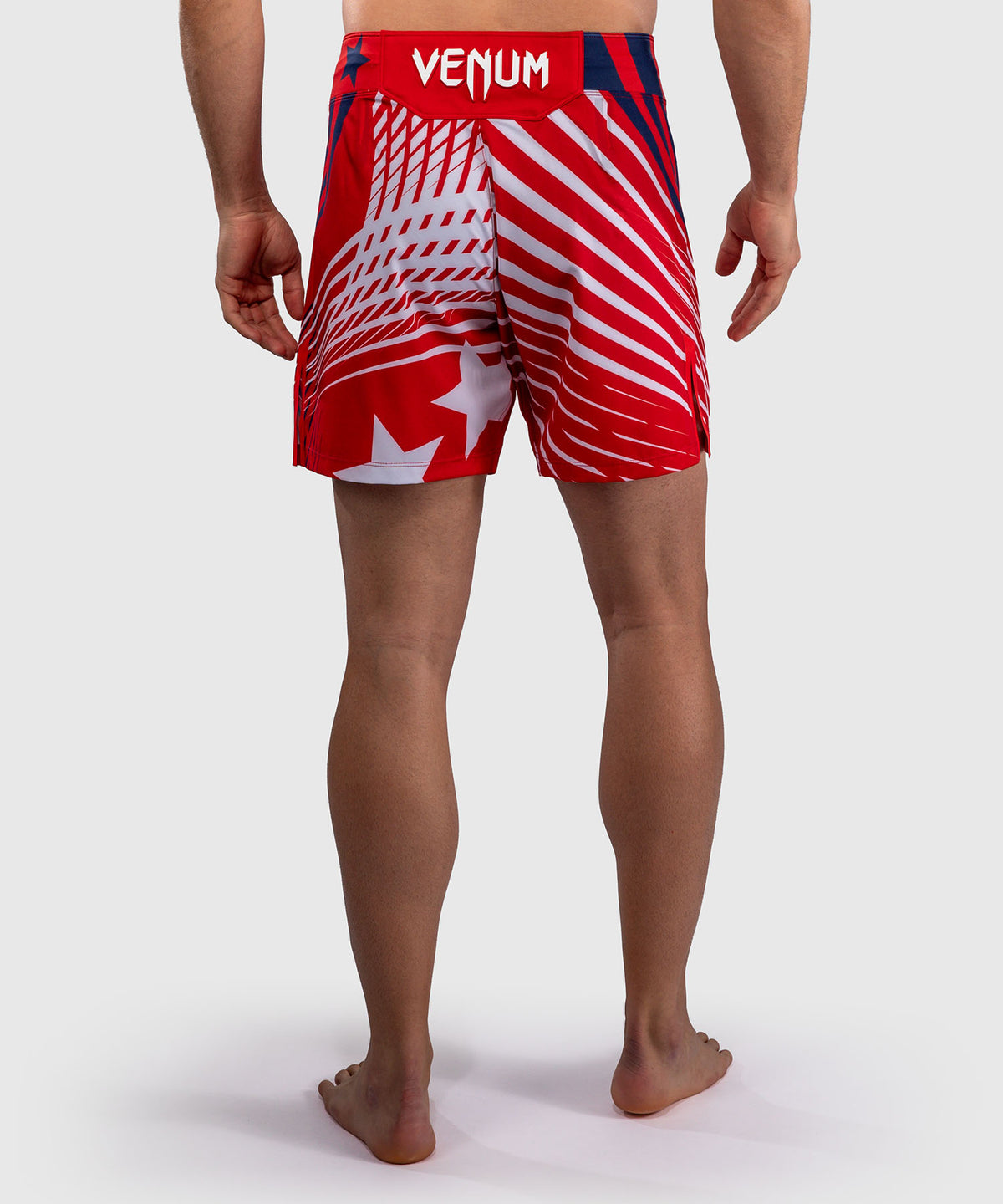 Official UFC Freedom 250 by Venum Authentic Fight Night Short de combat coupe courte pour homme - Rouge