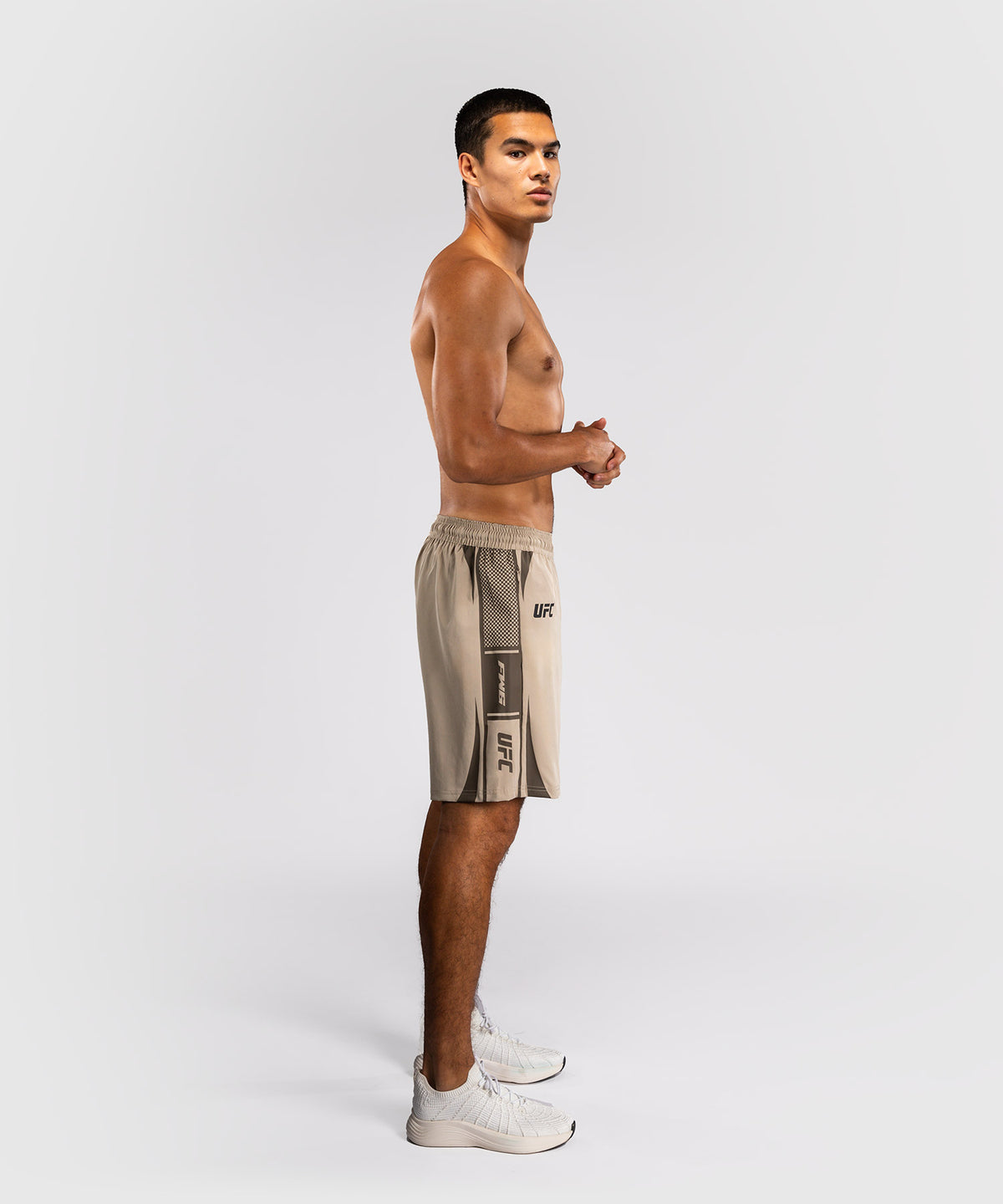 Venum UFC Unity by Venum Authentic Fight Week Herren Funktionsshorts - Sand