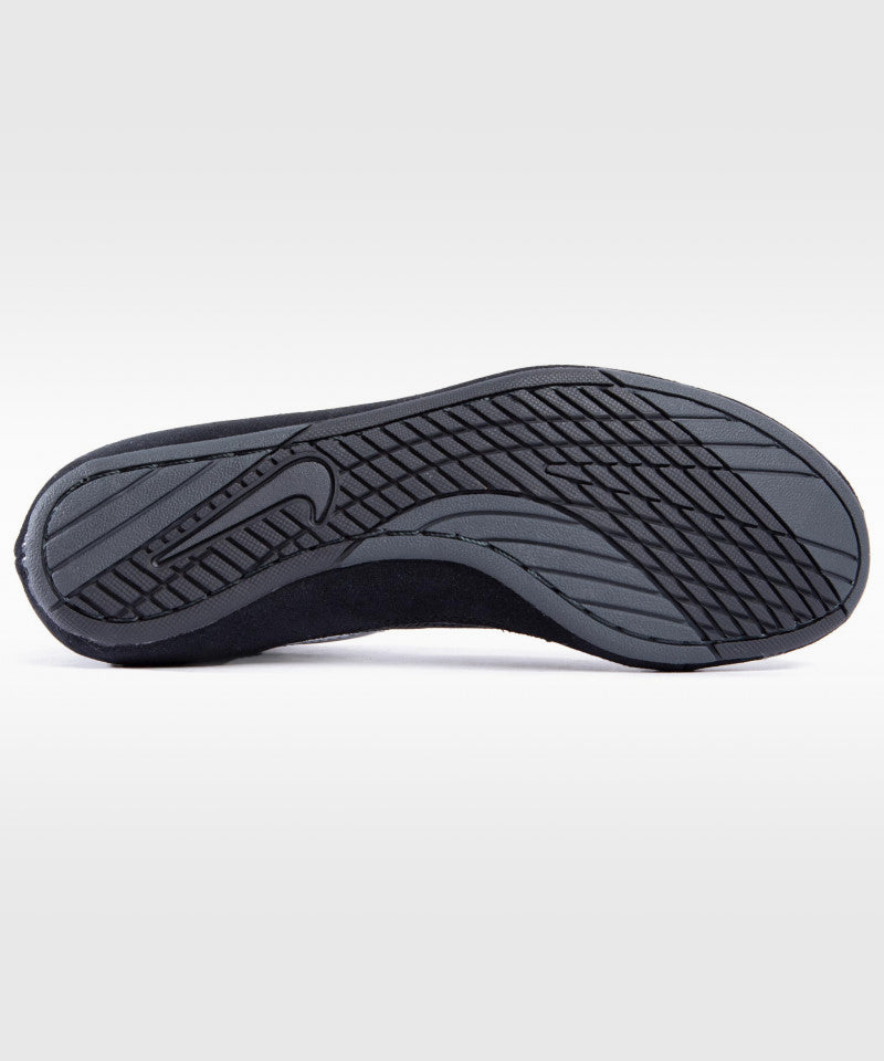 Nike Speedsweep VII Ringerschuhe - Schwarz/Silber