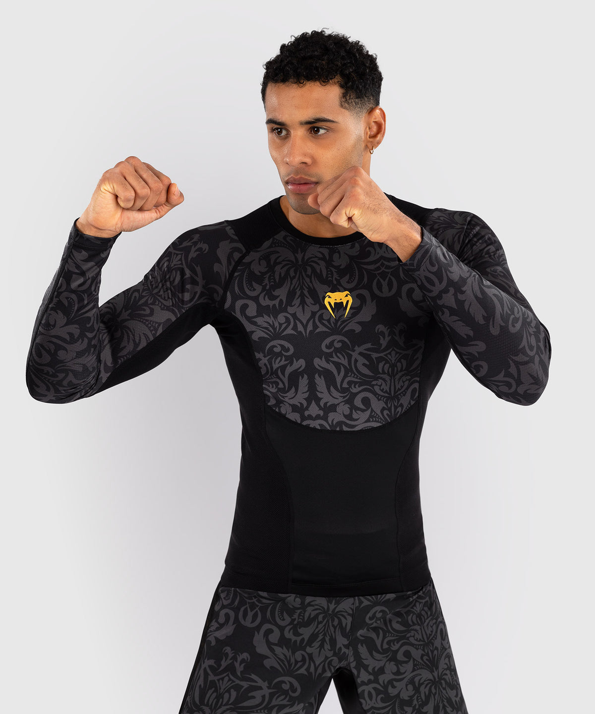 Venum x Topuria Unmatched Edition Langarm Rashguard - Schwarz/Gold