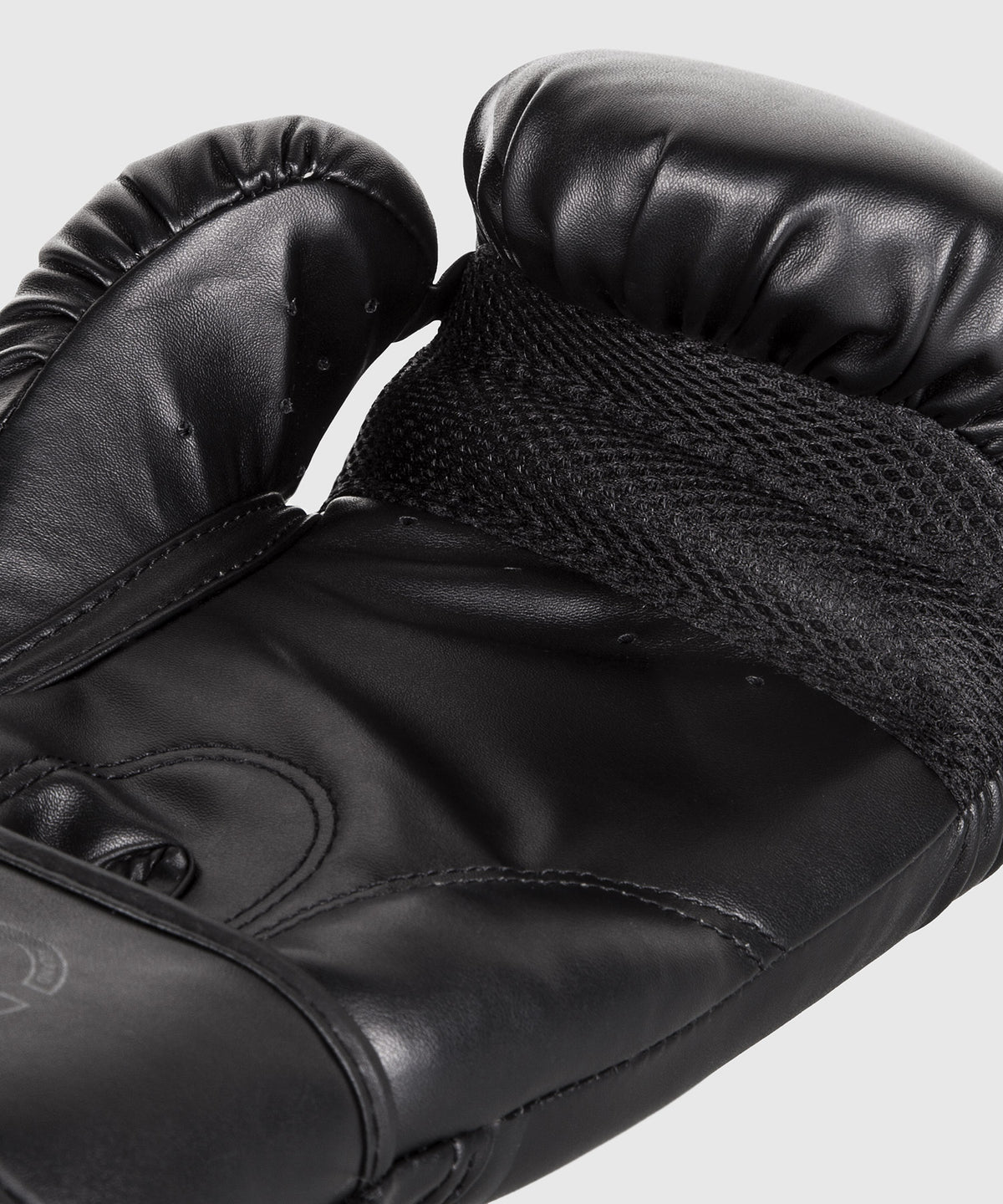 Gants de boxe Venum Challenger 2.0 - Noir/Noir