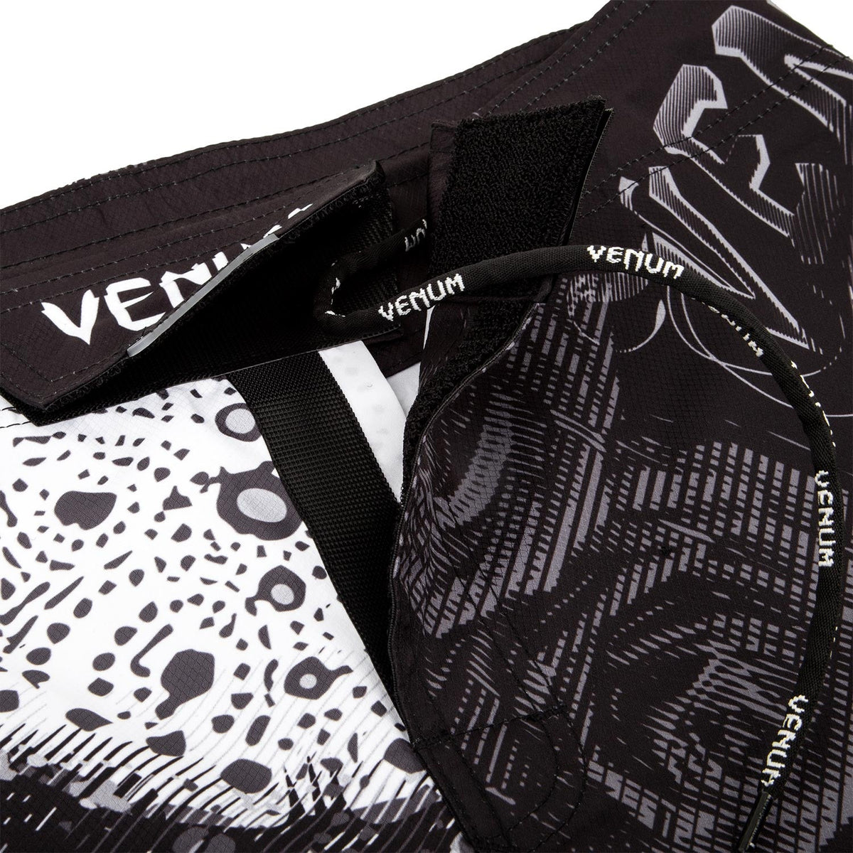 Fightshort Venum Santa Muerte 3.0 - Noir/Blanc
