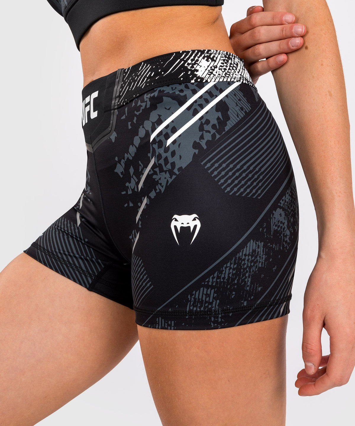 Kompressionsshorts Fit für Frauen UFC Adrenaline by Venum Authentic Fight Night - Schwarz
