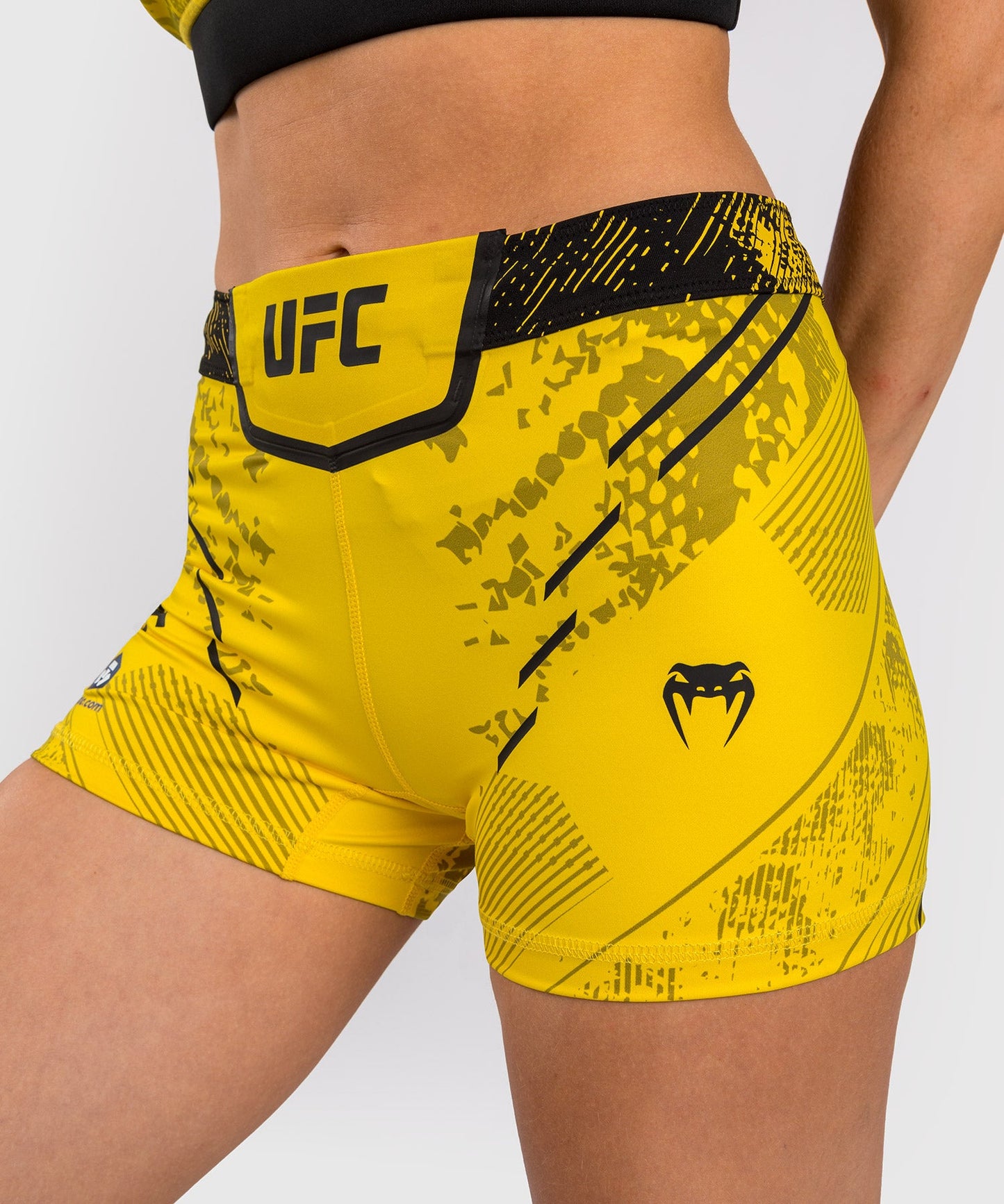 Short de Short de compression Fit pour Femmes UFC Adrenaline by Venum Authentic Fight Night - Jaune