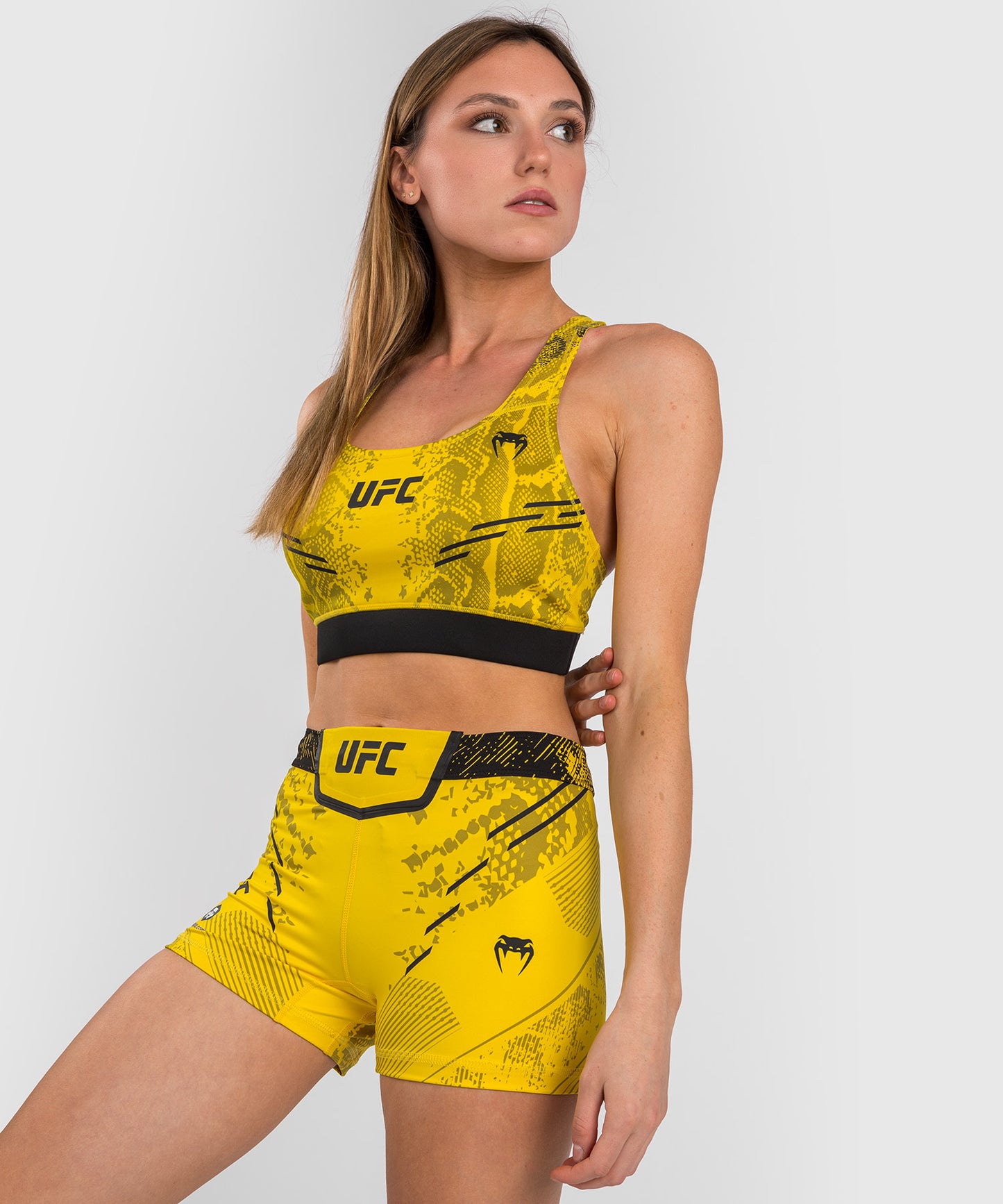 UFC Adrenaline by Venum Authentic Fight Night Sujetador deportivo para Mujer - Amarillo