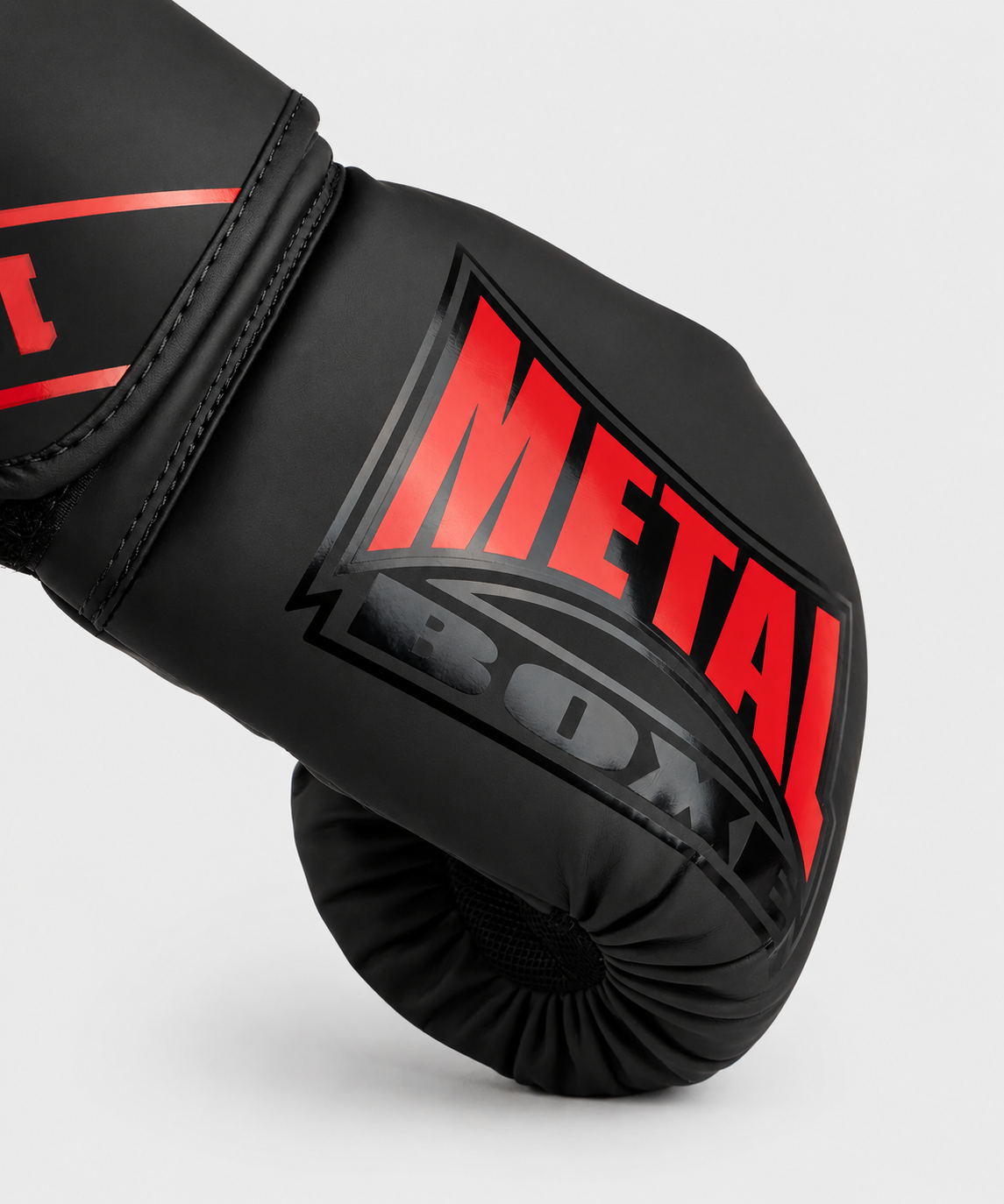 Metal Boxe Metal Starter Boxing Gloves - Black/Red