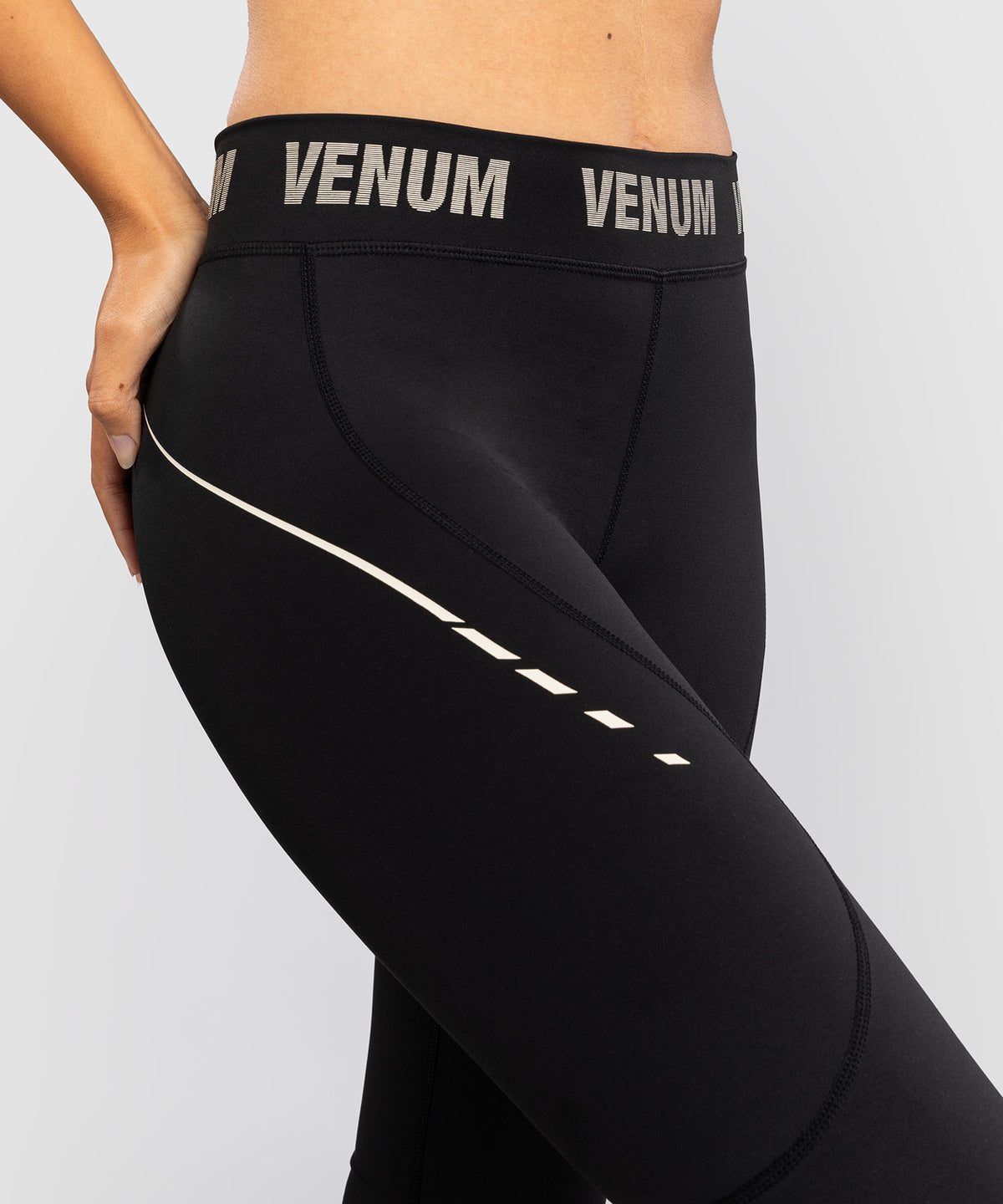 Venum Adrenaline Leggings Mujer – Negro/Marfil