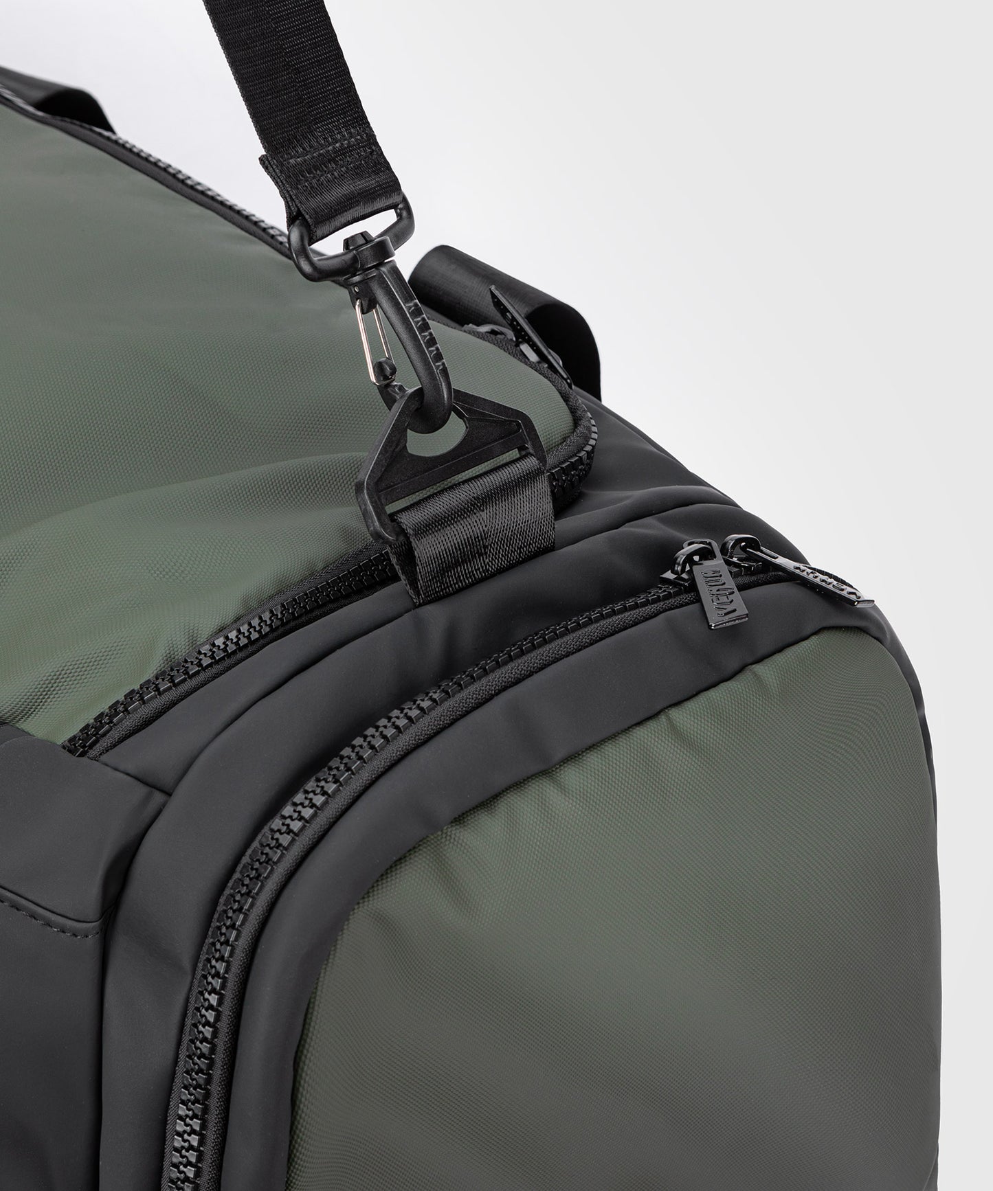 Venum Evo 2 Trainer Lite Bolsa de Deporte (55-63L) – Negro/Caqui
