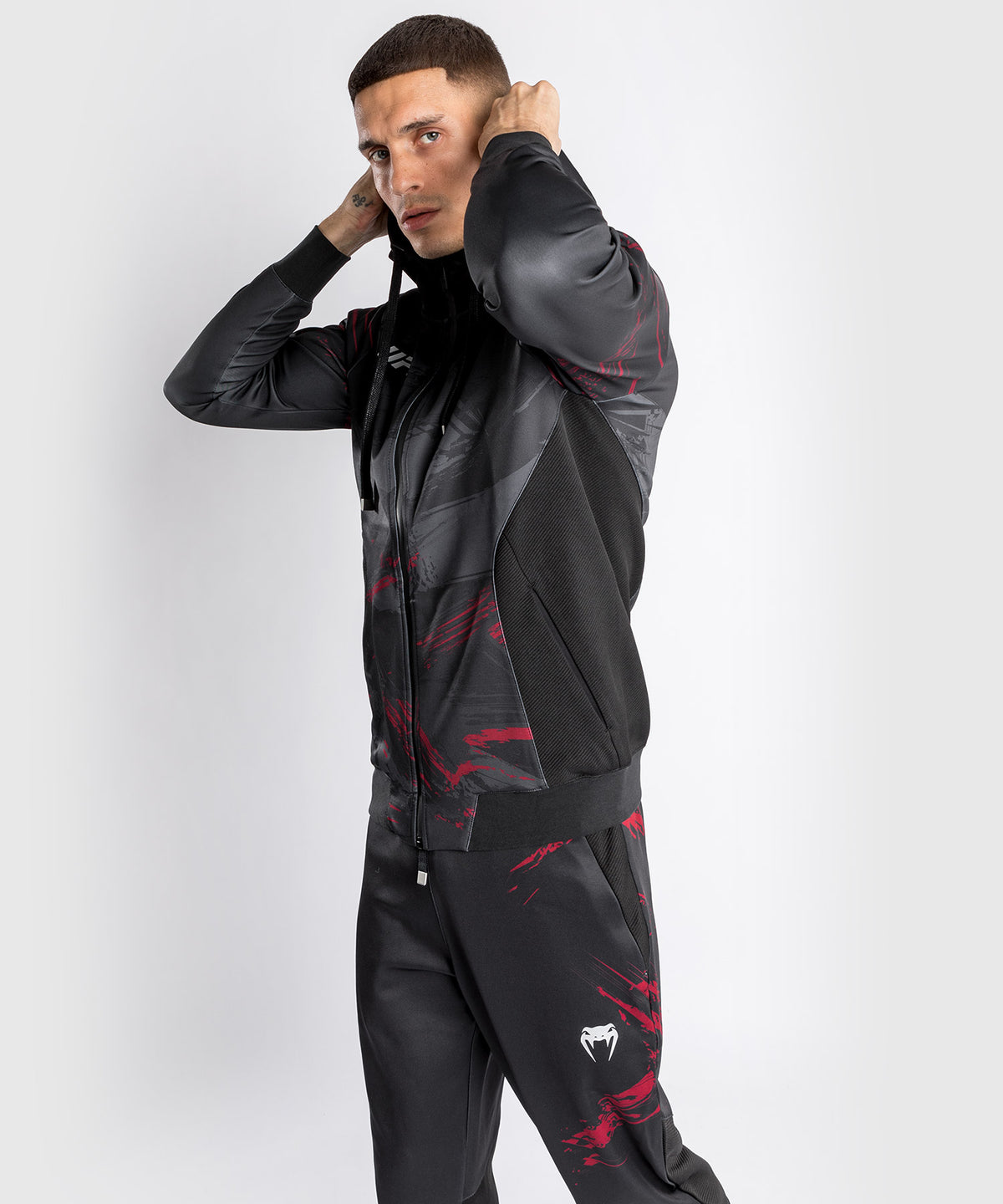 UFC Venum Authentic Fight Week 2.0 Zipped Sweatshirt –  Schwarz/Rot