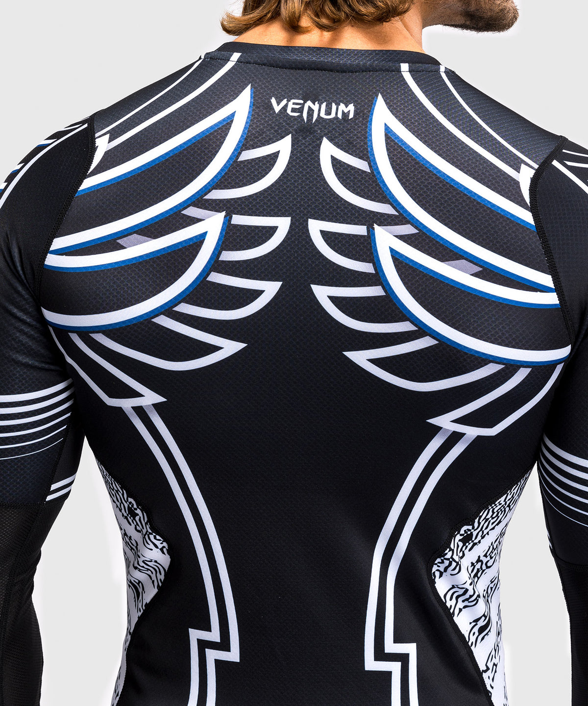 Rashguard Venum x TEKKEN 8 - Jin Kazama - Bleu/Noir/Blanc
