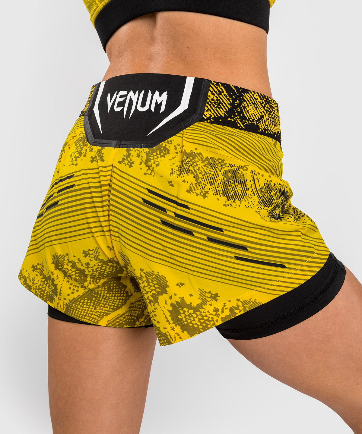 Short de Combat pour Femmes UFC Adrenaline by Venum Authentic Fight Night - Jaune