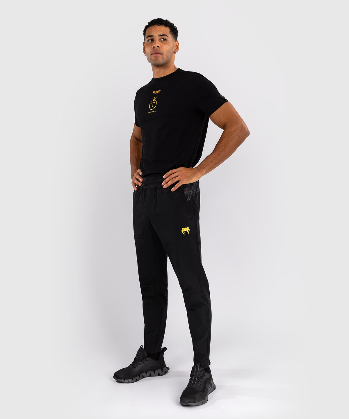 Venum x Topuria Unmatched Edition Pantaloni Jogging - Nero/Oro