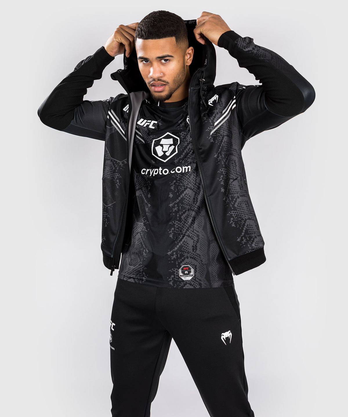 UFC Adrenaline by Venum Authentic Fight Night Walkout Hoodie für Männer - Schwarz