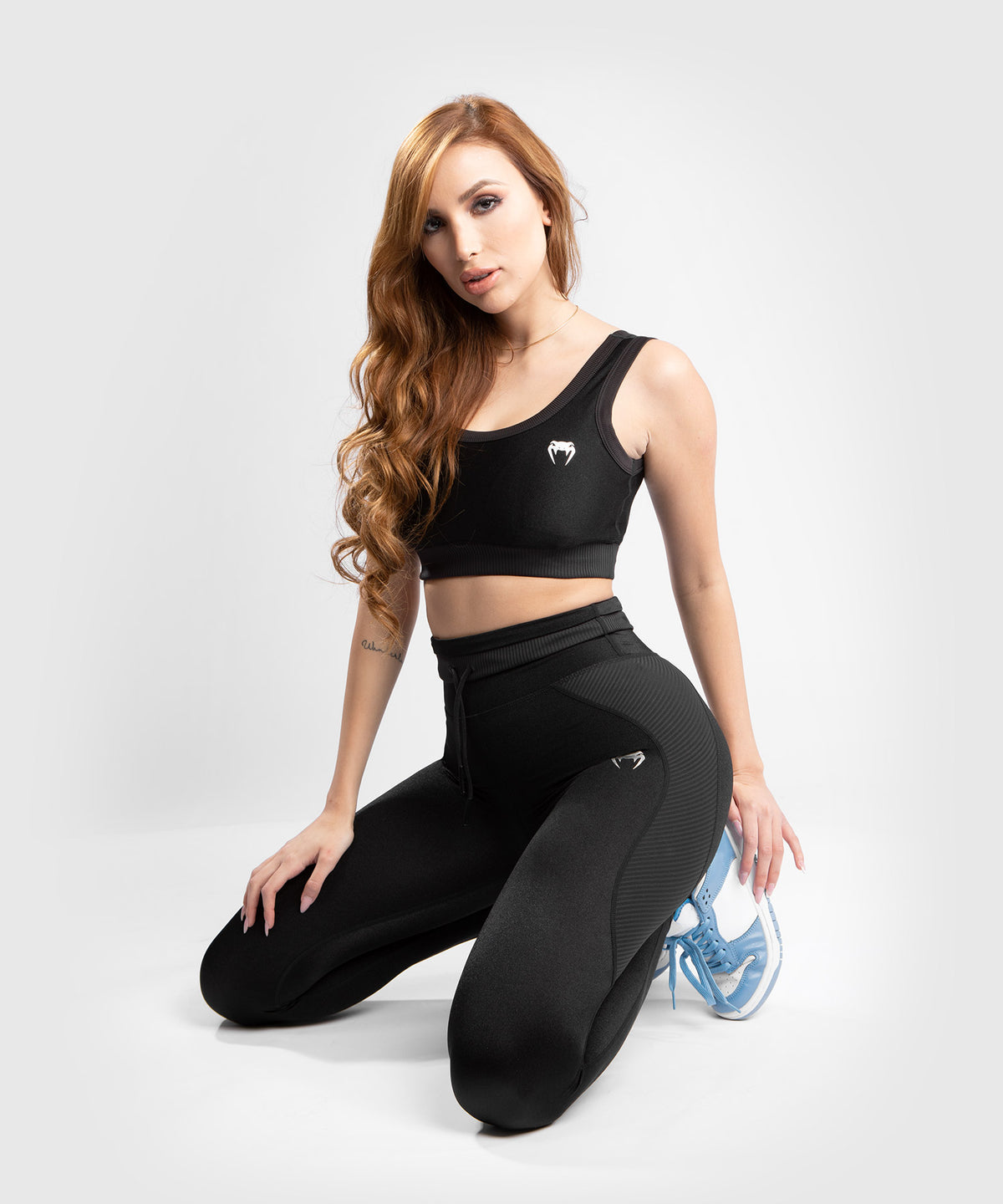 Venum Glow Sport-BH – Schwarz
