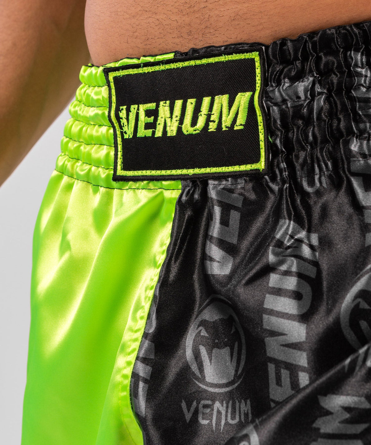 Short de Muay Thai Venum Logos - Noir/Jaune
