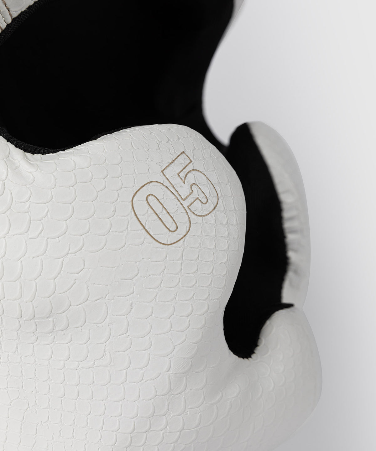 Venum Impact Evo Scales Headgear - Ivory