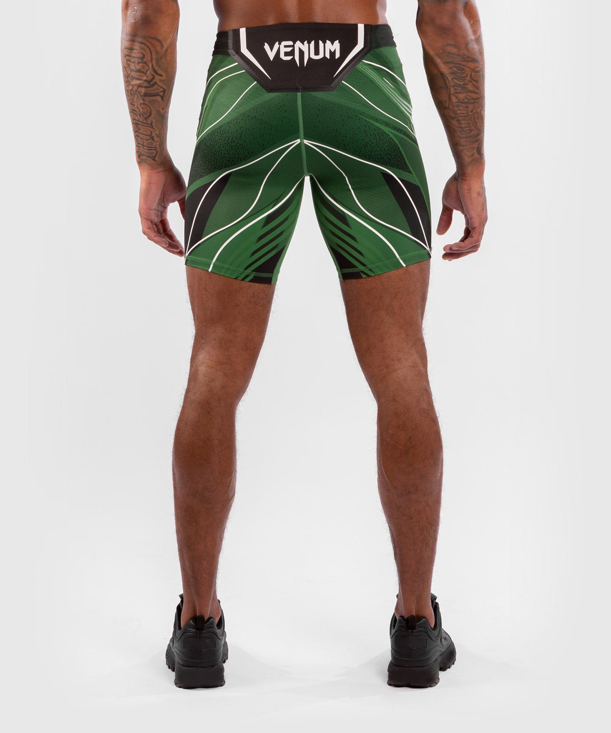 UFC Herren Kompressionsshorts Venum Authentic Fight Night - Long Cut - Grün