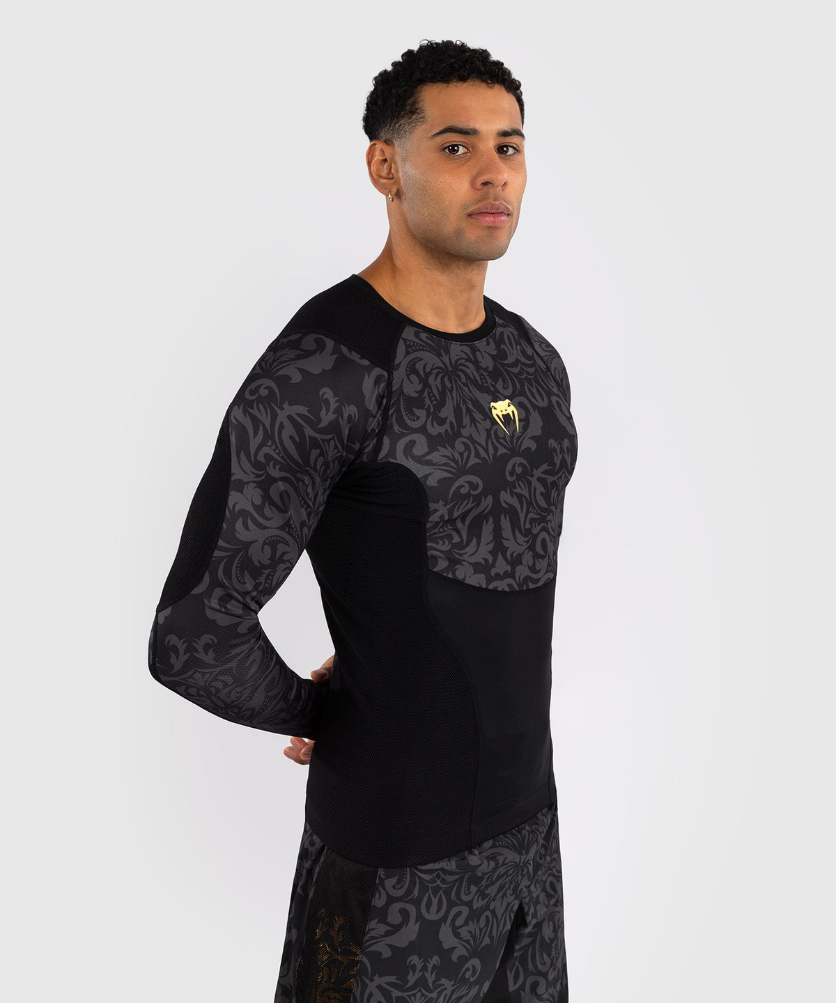 Venum x Topuria Unmatched Edition Langarm Rashguard - Schwarz/Gold