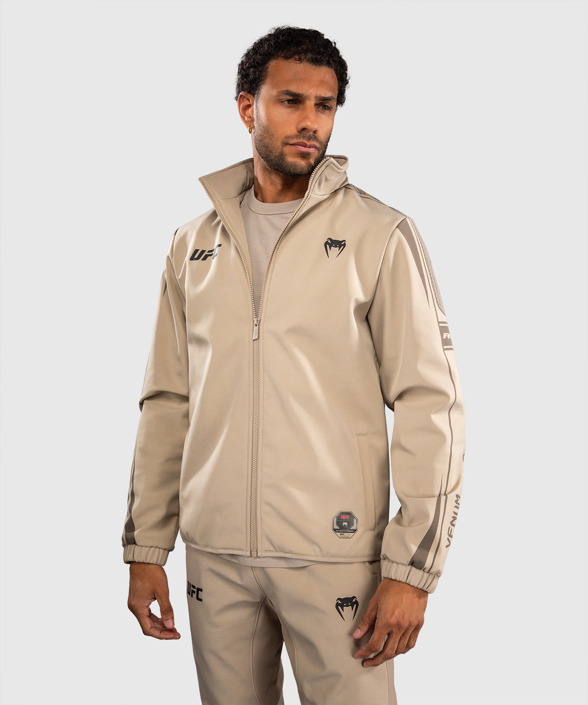 Venum UFC Unity by Venum Authentic Fight Week Sudadera con Capucha y Cremallera para Hombre - Arena