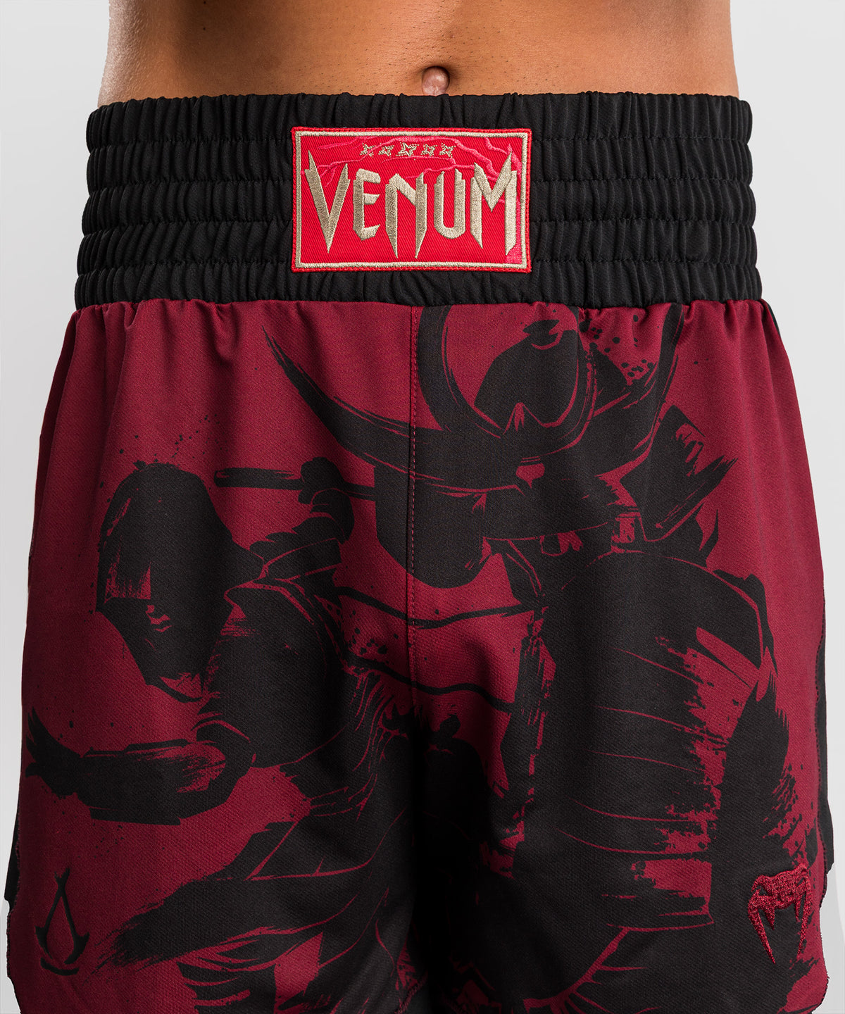 Short de Boxe pour Hommes Venum x Assassin’s Creed Shadows - Bordeaux/Noir