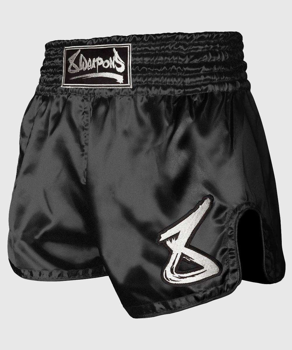 8 Weapons Strike Muay Thai Shorts - Schwarz/Silber