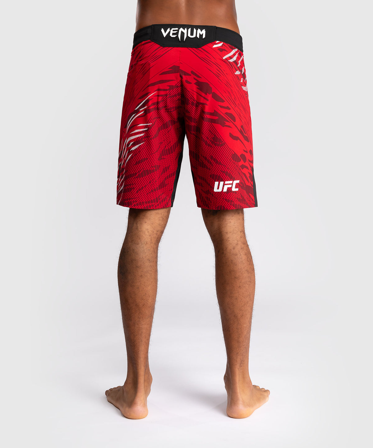UFC Fusion by Venum Authentic Fight Night Shorts da Lotta per Uomo - Fit Largo - Rosso