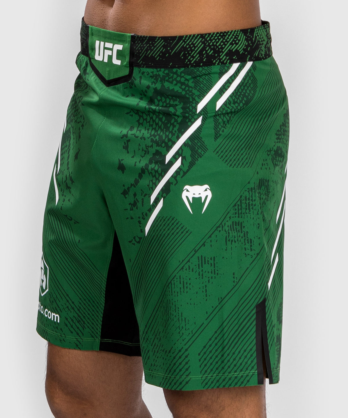 UFC Adrenaline by Venum Authentic Fight Night Fight Short für Männer - Lange Passform - Grün