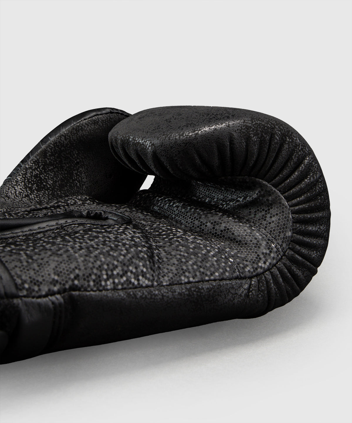 Venum Stone 2.0 Guantoni da boxe Nero
